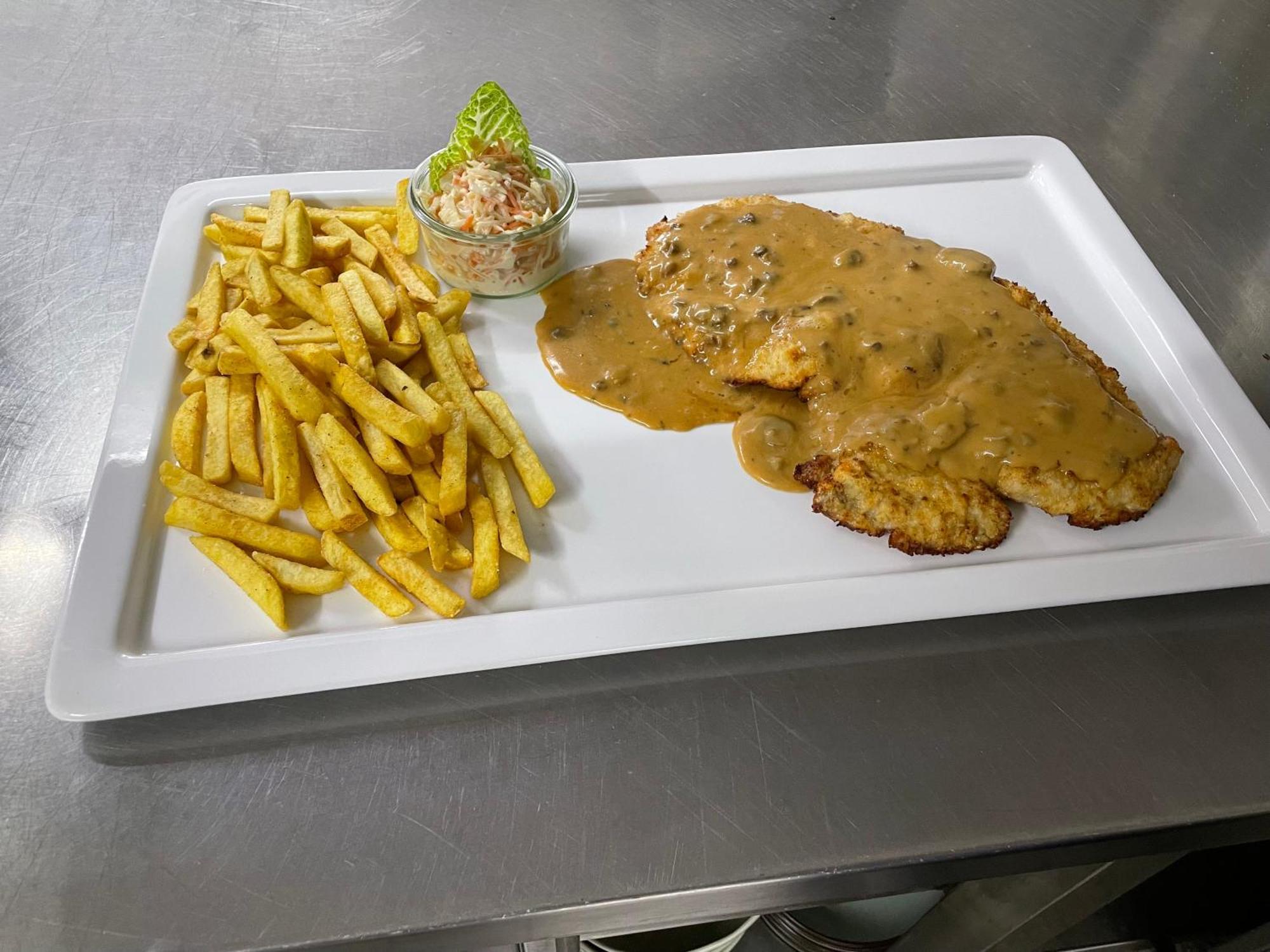 Wolfhagen Altes Rathaus Hotel-Restaurant-Cafe מראה חיצוני תמונה