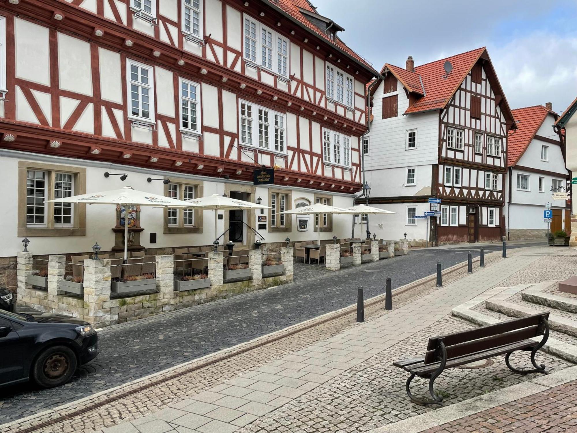 Wolfhagen Altes Rathaus Hotel-Restaurant-Cafe מראה חיצוני תמונה